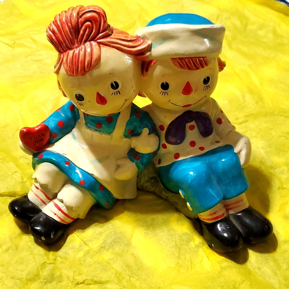 Vtg. 1971 Ceramic Raggedy Ann & Andy Bank